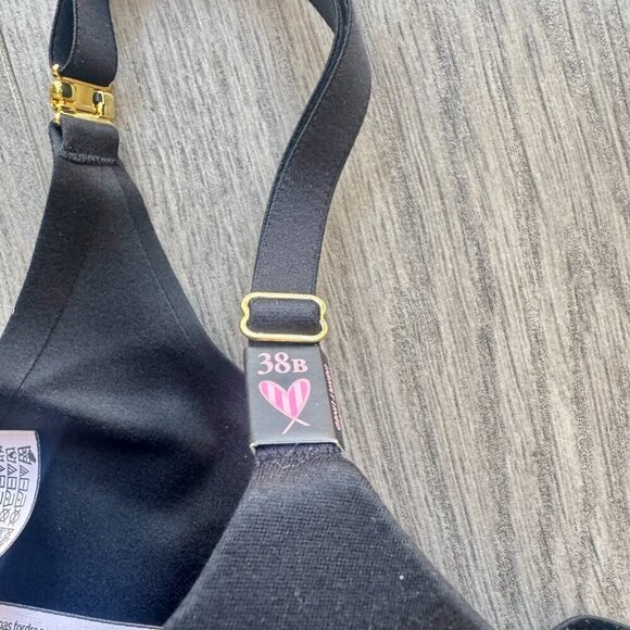 Victoria’s Secret Lightly Lined Black Bra | 38B | Pre-Loved - Picture 3 of 3